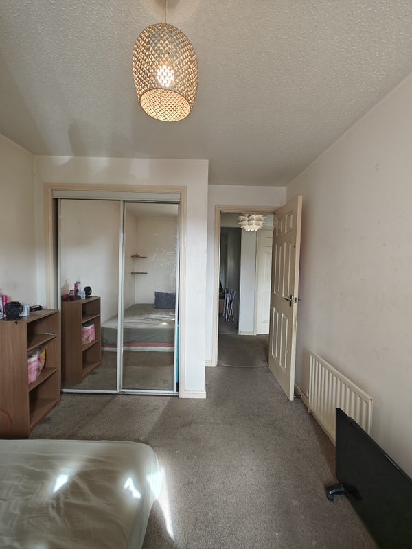 Room Arcadia Street in Glasgow