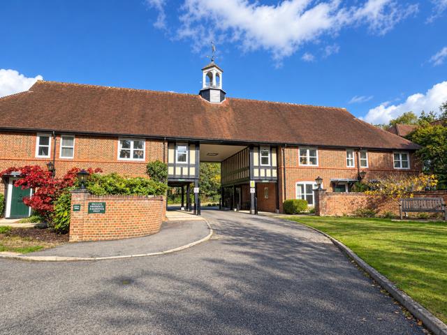 House Mytchett Heath in Surrey Heath