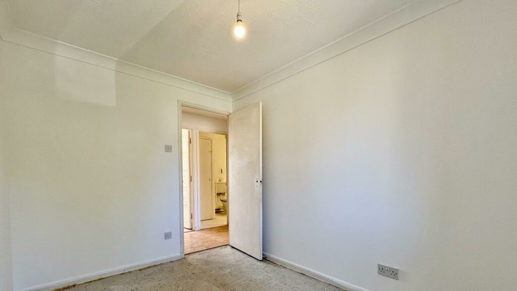 Flat Redford Close in Greater London