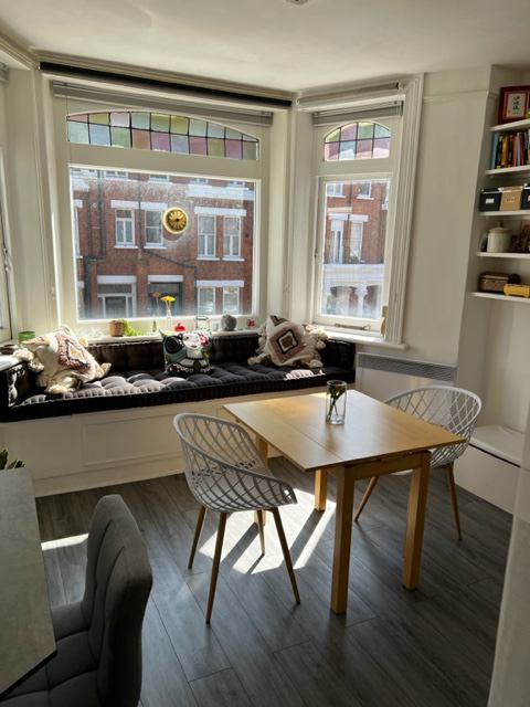 Flat Comeragh Road in Greater London