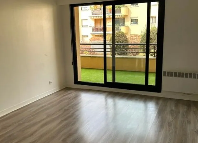 Flat Rue Saint-Exupéry in Chelles