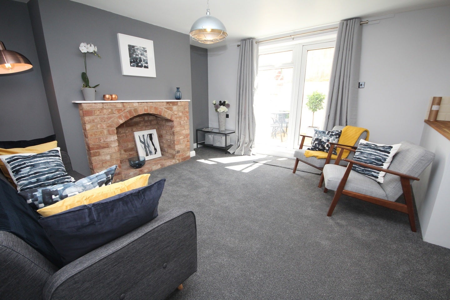 Flat Clarendon Square in Royal Leamington Spa