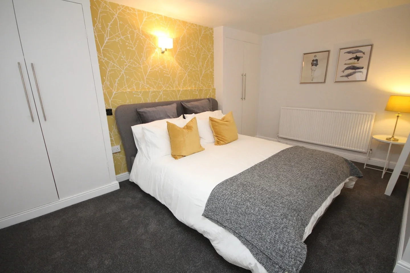 Flat Clarendon Square in Royal Leamington Spa