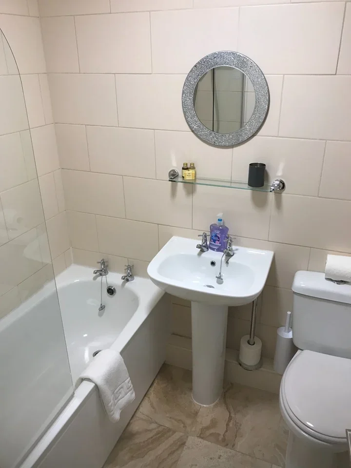 Flat Clarendon Square in Royal Leamington Spa