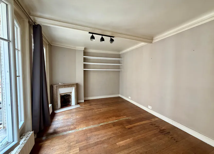 Appartement Rue Pouchet à Paris