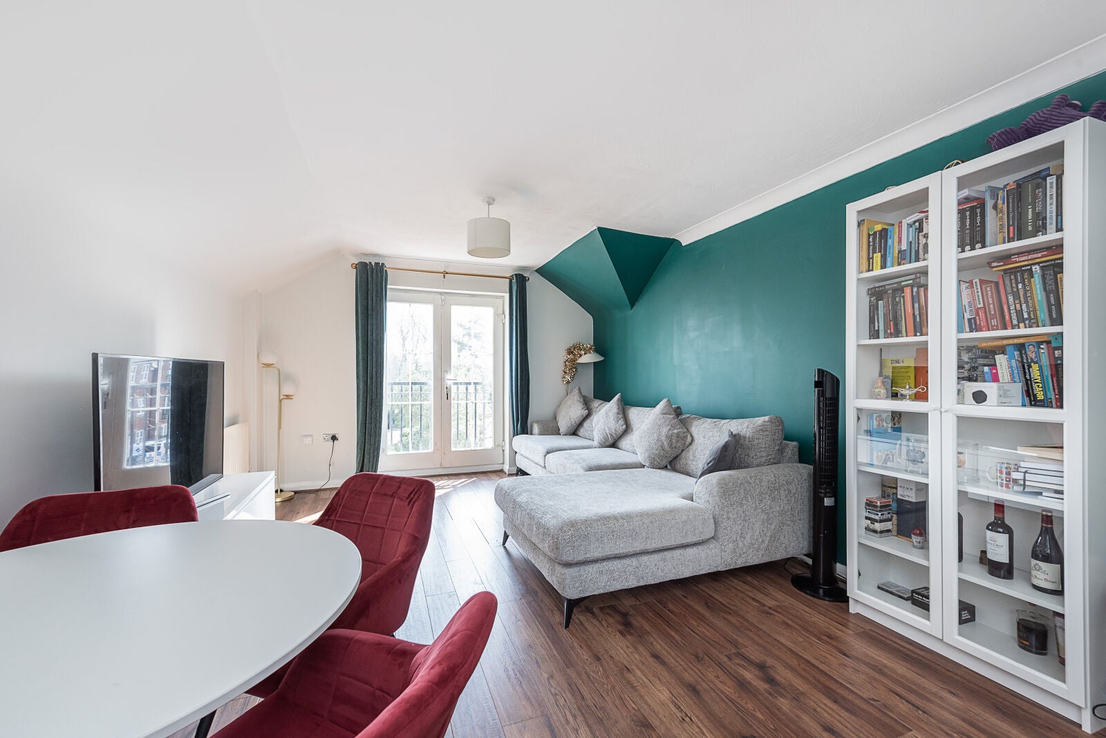 Flat Lime Tree Court in St Albans