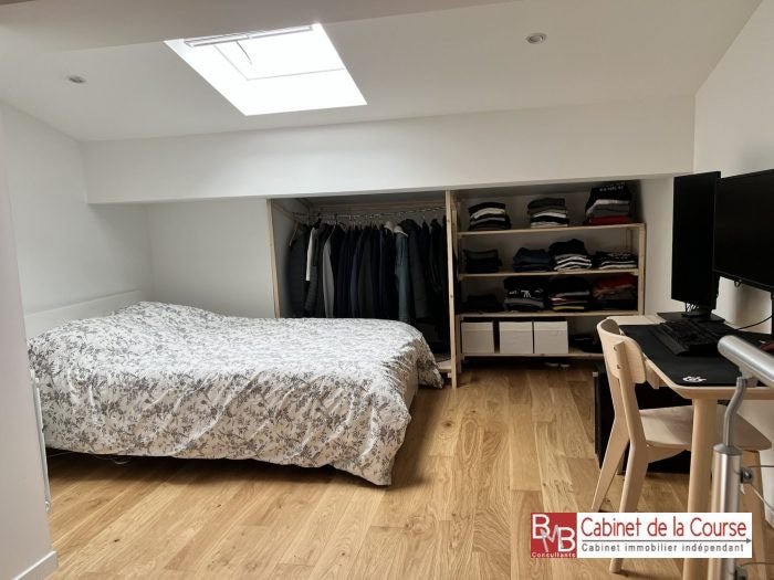 Flat Rue Jean Soula in Bordeaux
