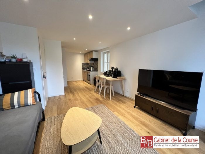 Flat Rue Jean Soula in Bordeaux