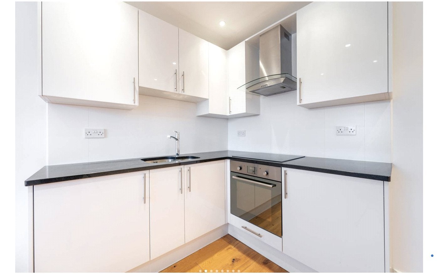 Flat Riffel Road in Greater London