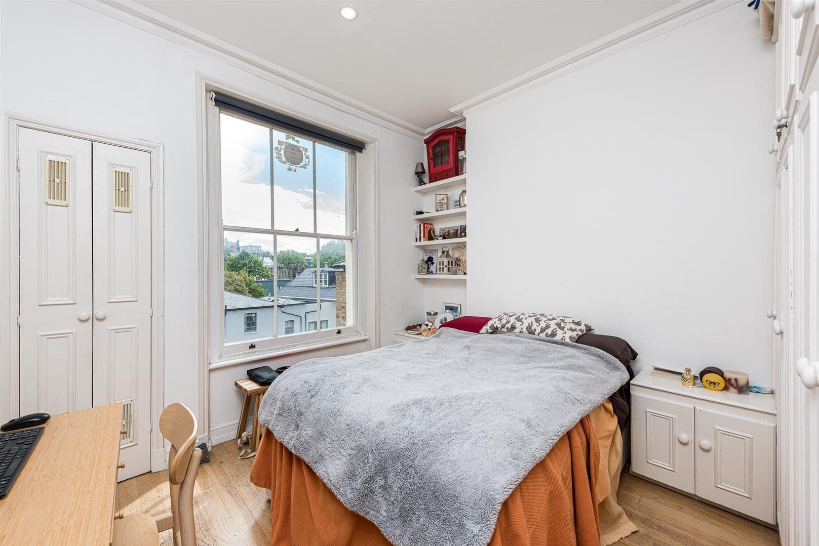 Flat Stanhope Gardens in Greater London