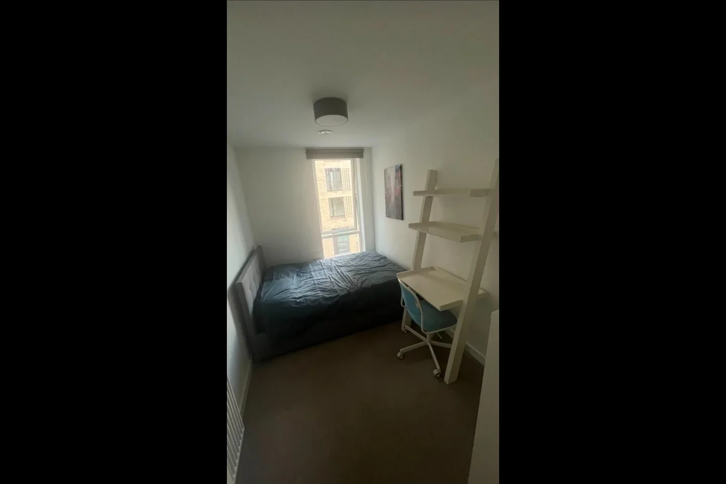 Room Mahindra Way in Greater London