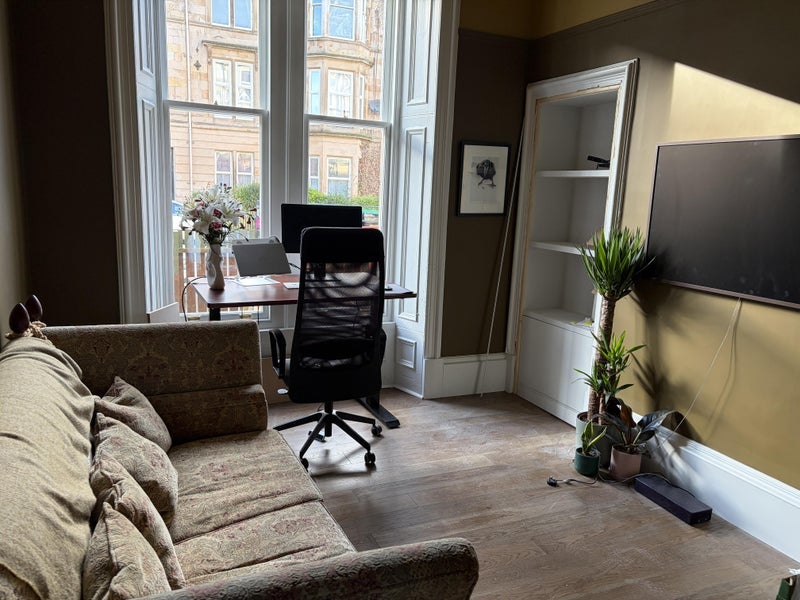 Room Kenmure Street in Glasgow
