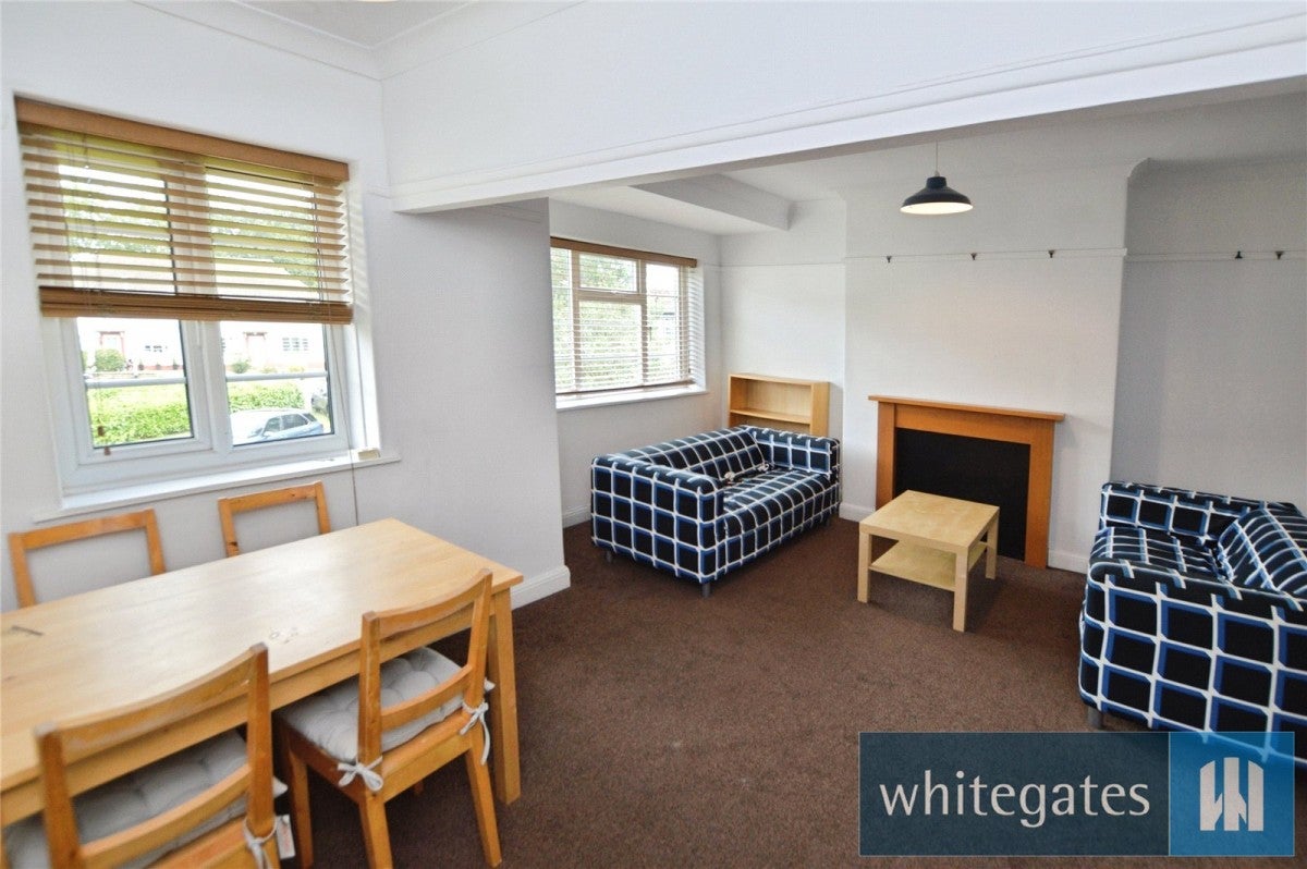 Flat Redesdale Gardens in Leeds