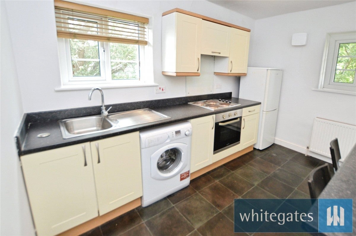 Flat Redesdale Gardens in Leeds