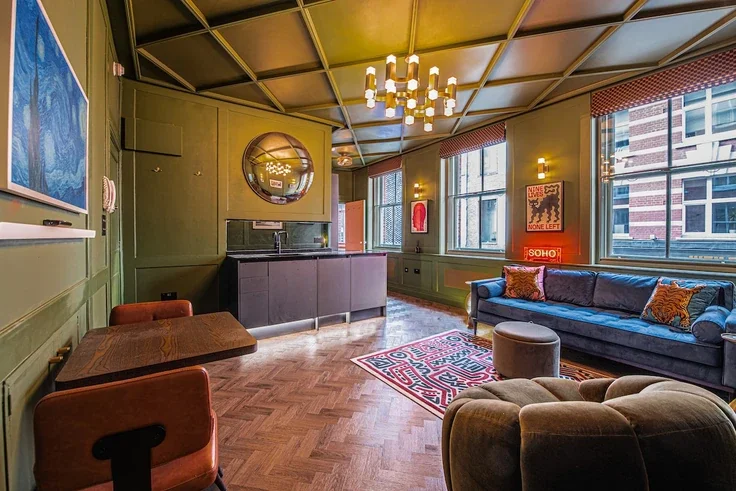 Flat Wardour Street in City of Westminster