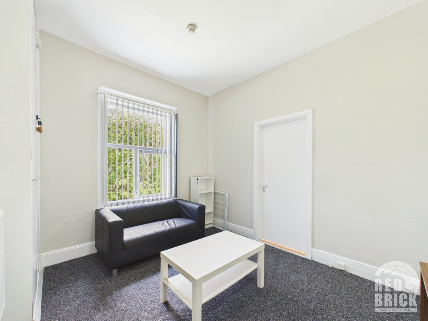 Room Marlborough Road in Coventry