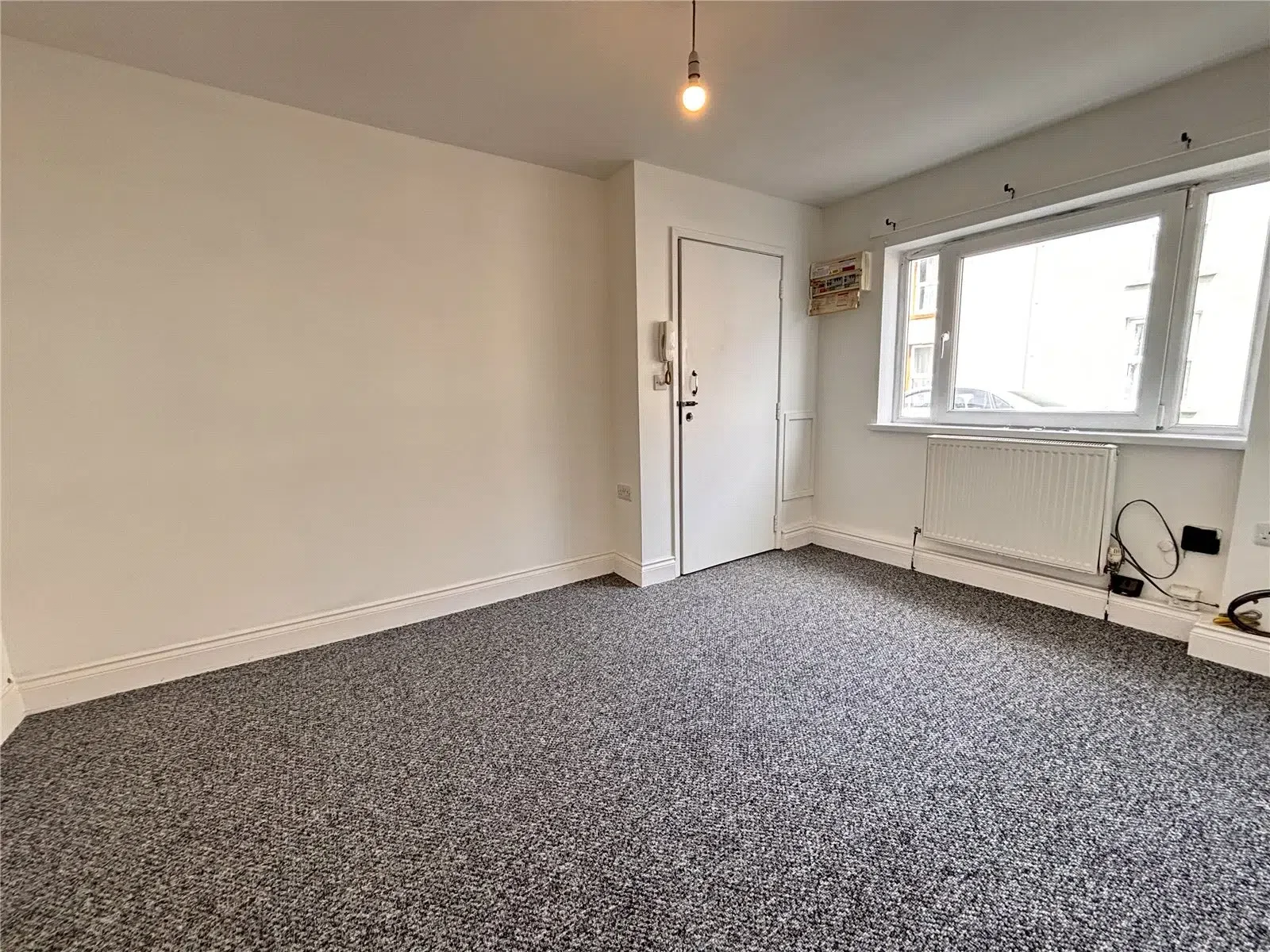 Flat Queen Street in Pembroke Dock