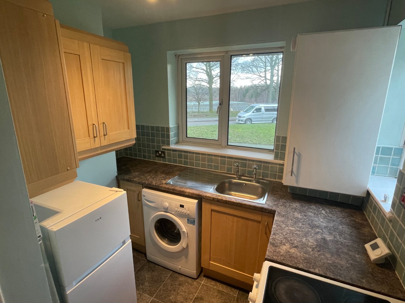 Flat Leafield Close in Leeds