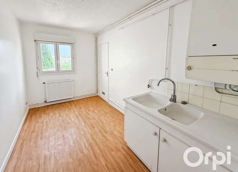 Appartement Avenue André Rombeau à Bollène