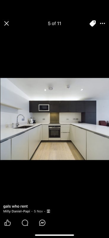 Flat Micawber Street in Greater London