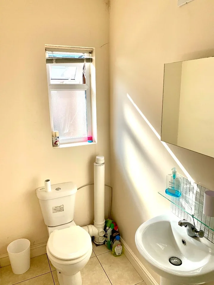 Room Talgarth Walk in Greater London
