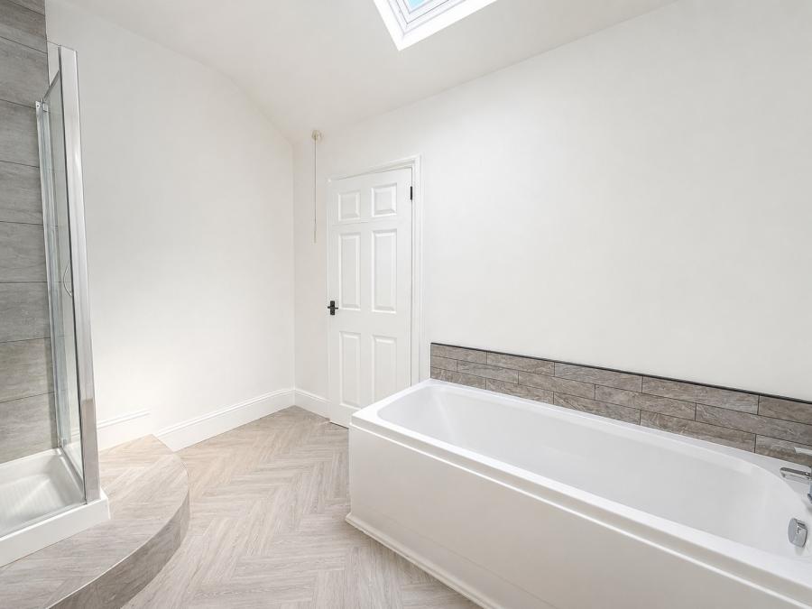 Flat Sandon Road in Birmingham