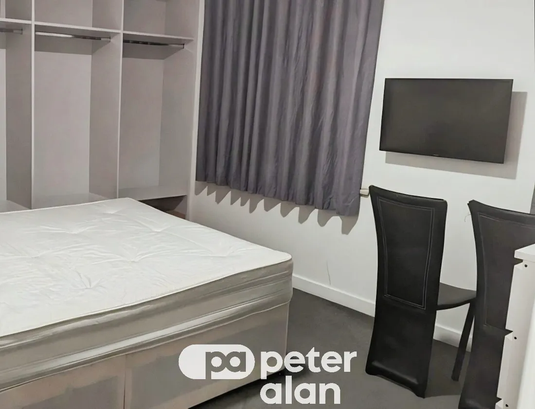 Flat John Street in Merthyr Tydfil