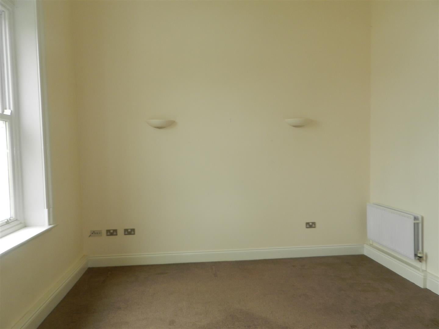 Flat Jackson Walk in Leeds