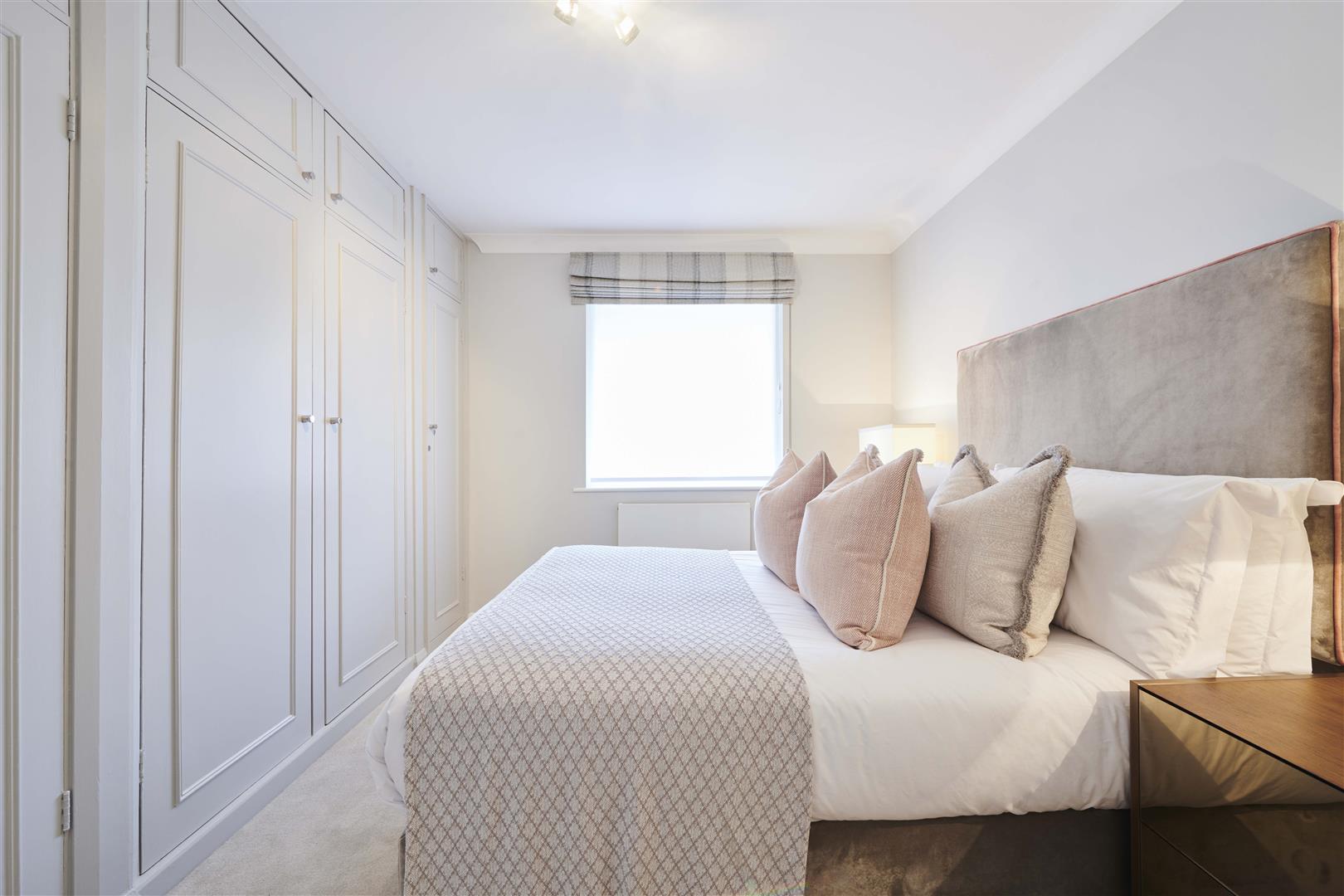 Flat Fulham Road in London