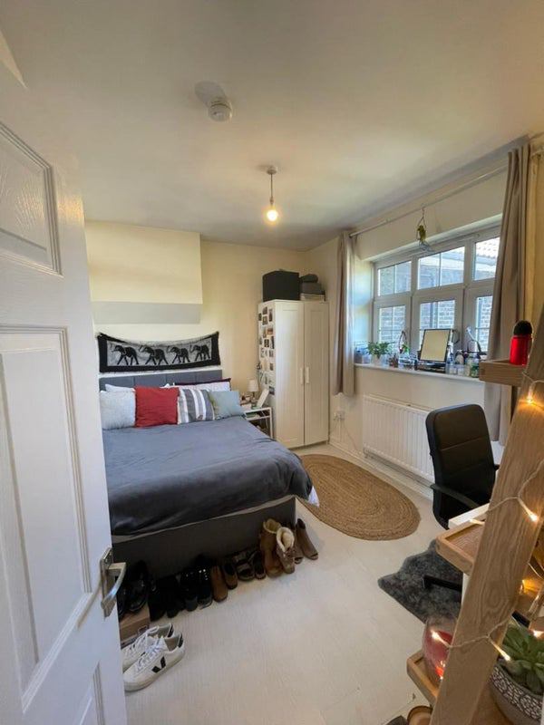 Room Bath Terrace in Greater London