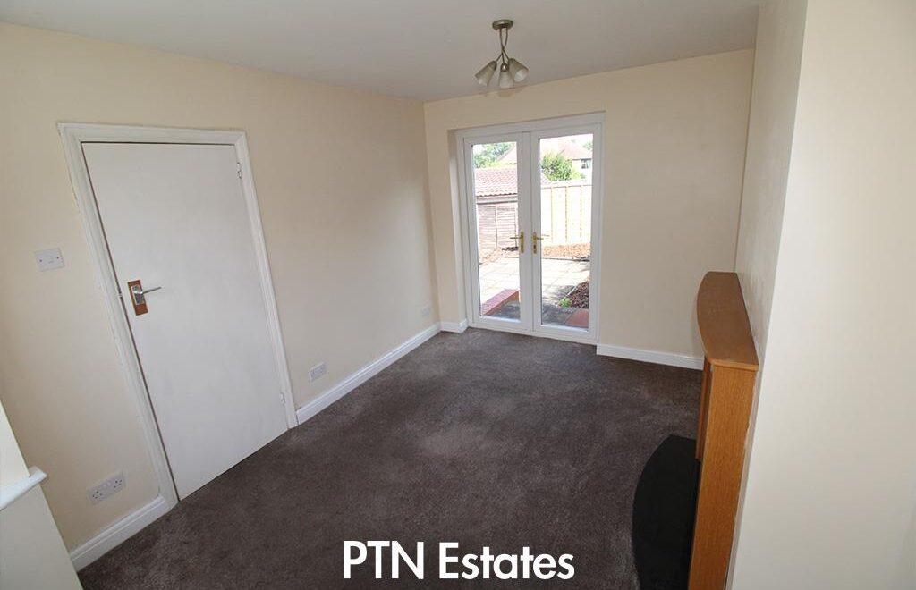 House Hilderic Crescent in Brierley Hill