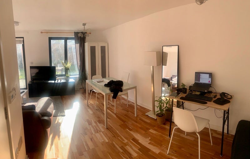 Flat Akerman Road in Greater London