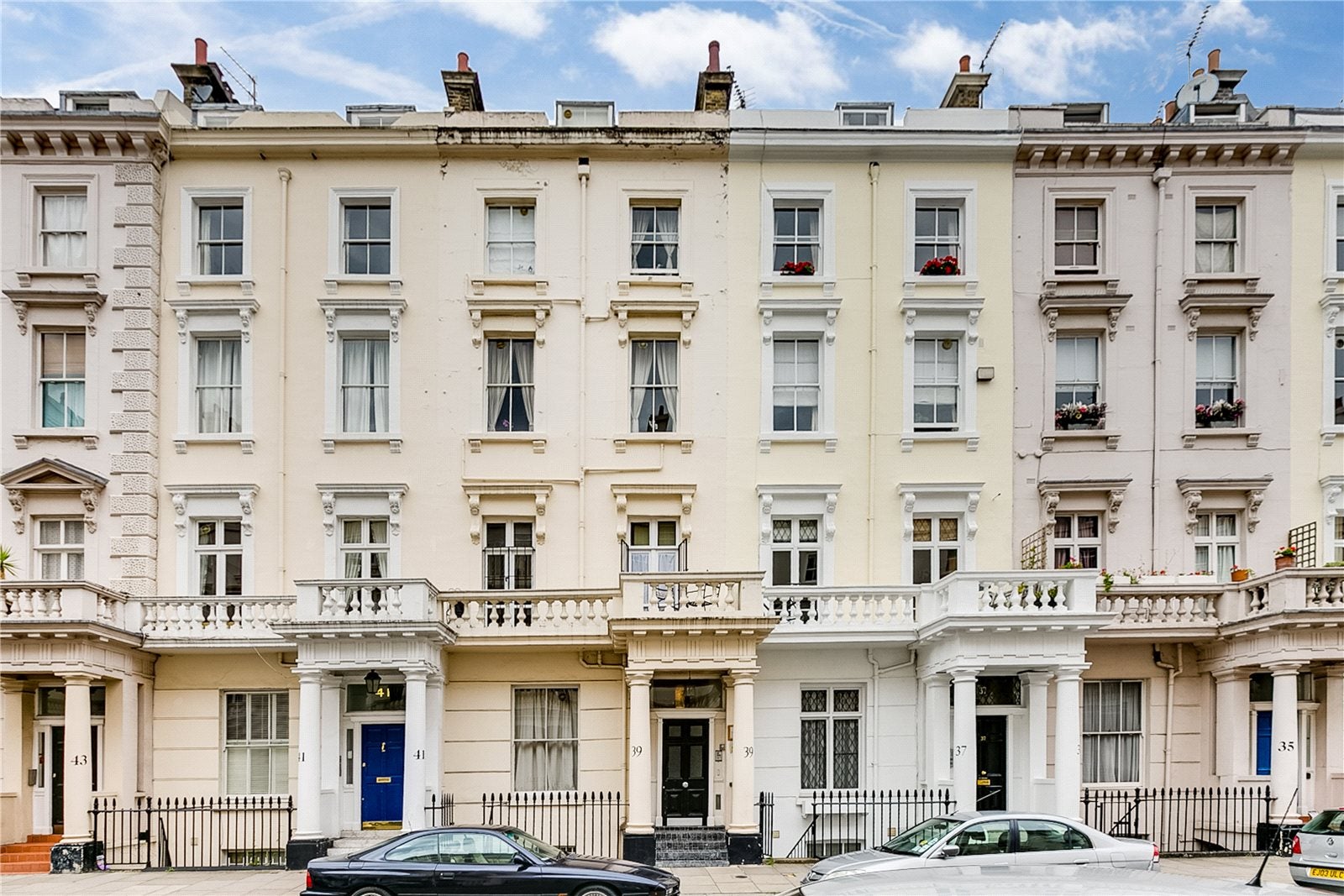 Flat Gloucester Street in City of Westminster