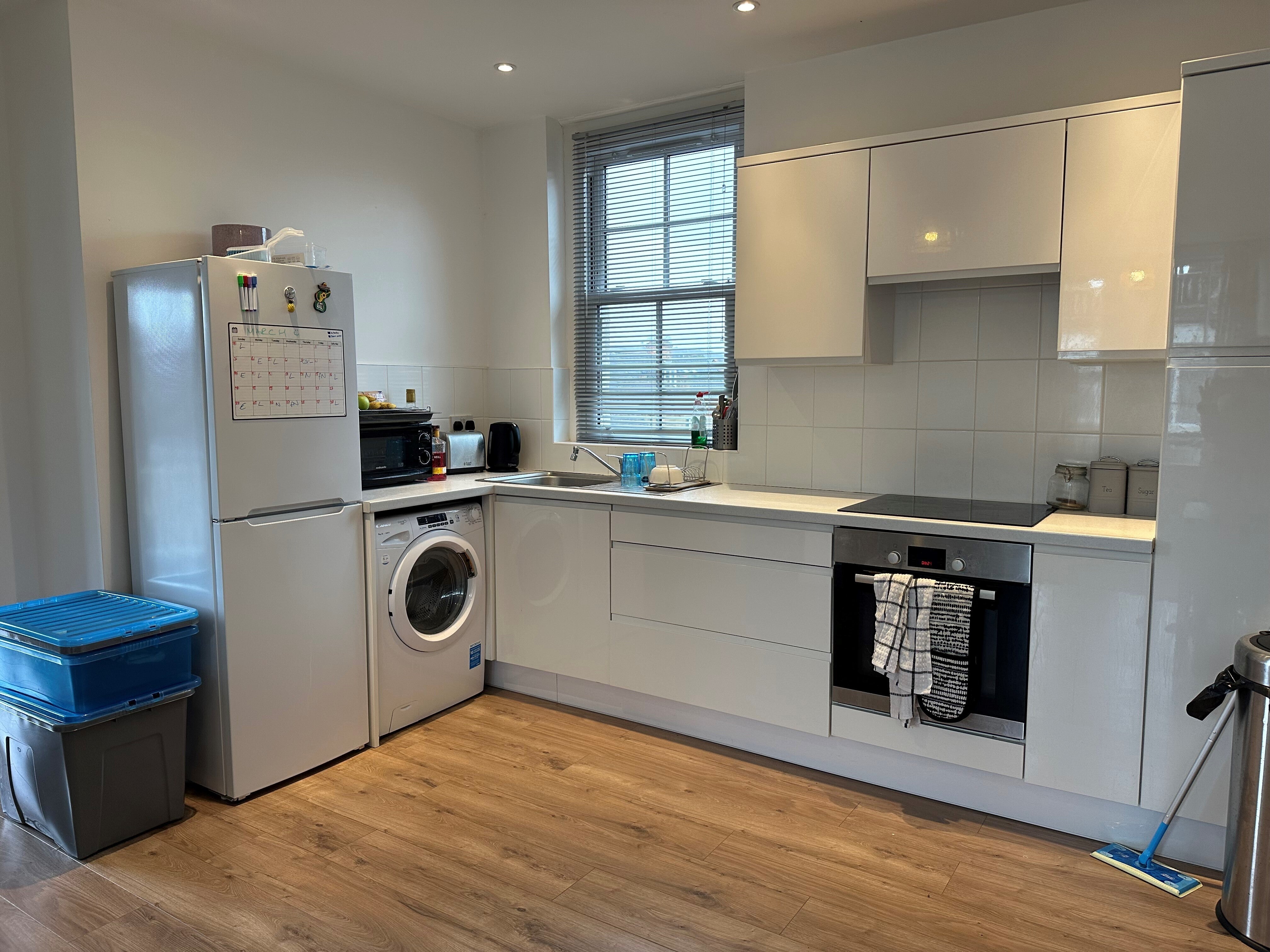 Flat Cheriton Road in Folkestone and Hythe District