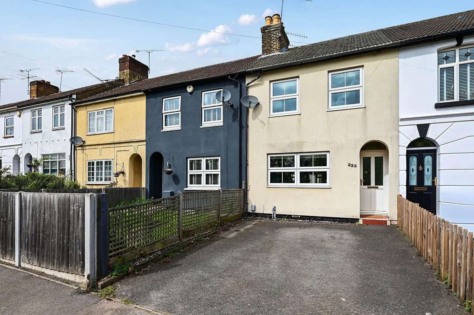 House Lynchford Road in Rushmoor