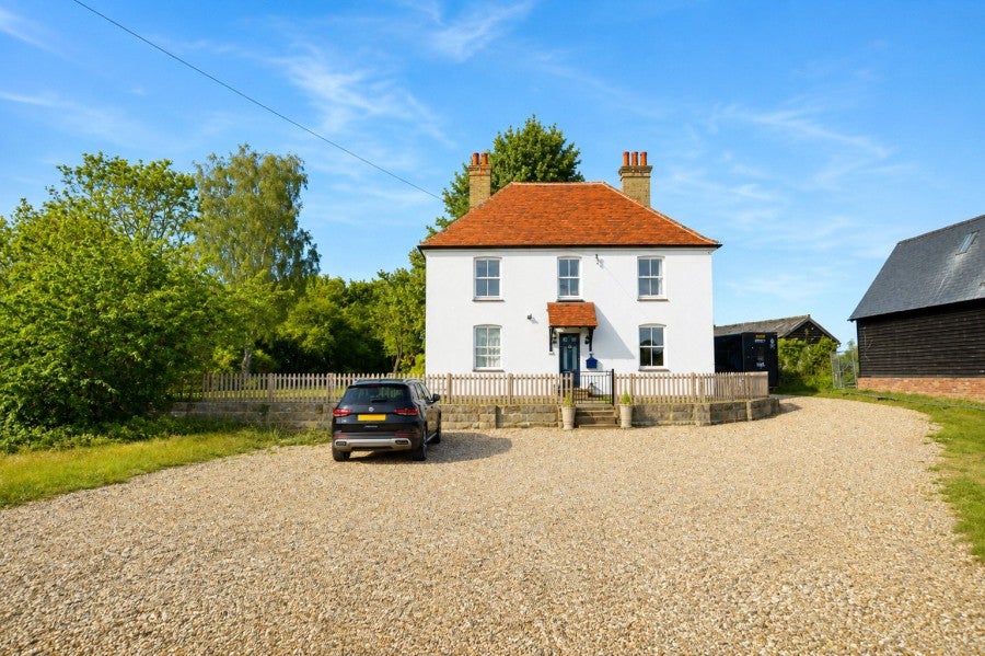 House Needham Green Road in Uttlesford