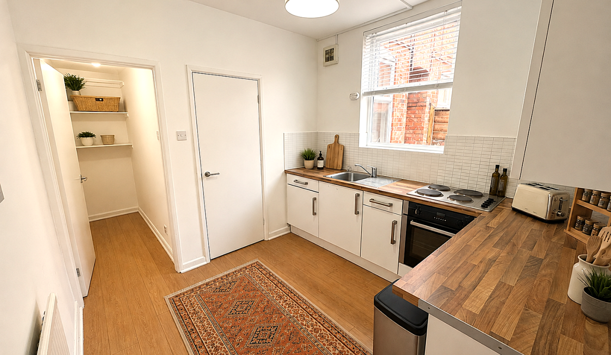 Flat Fosse Road North in Leicester