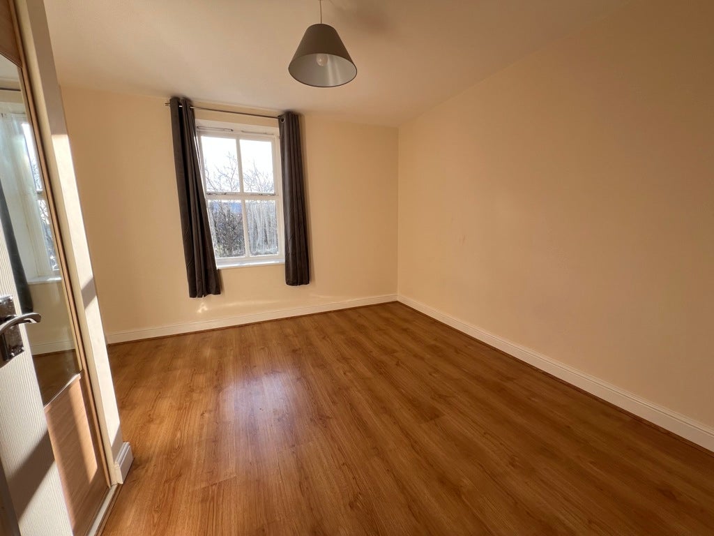 Flat Carolgate Court in Bassetlaw