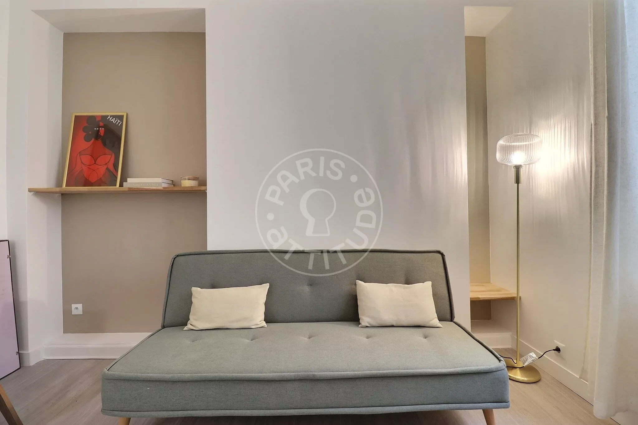 Flat Rue de Vaugirard in Paris