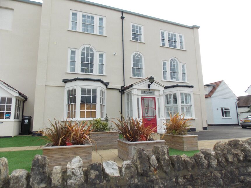 Flat Chewton Close in Keynsham