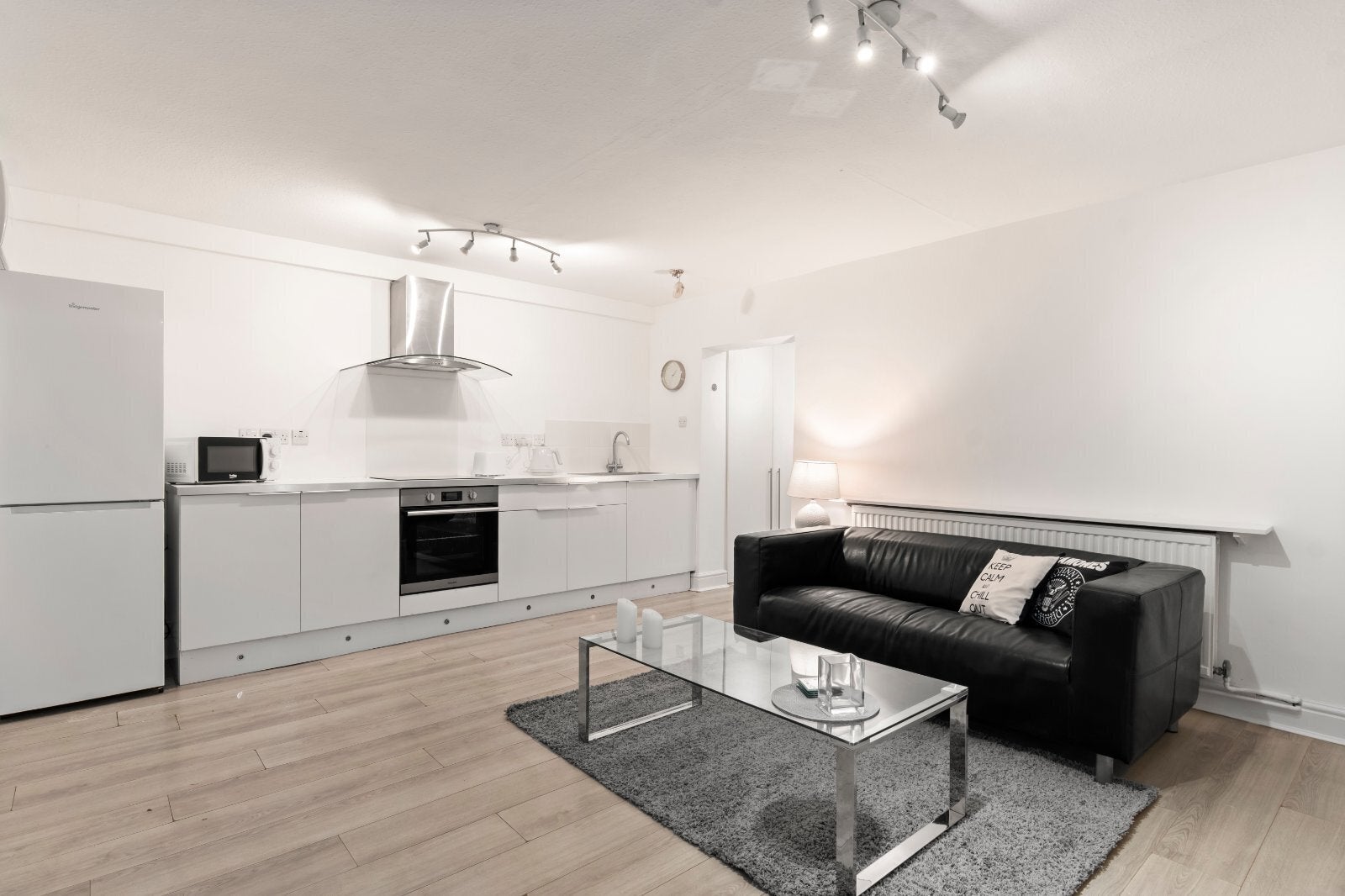 Flat Canonbury Road in Greater London