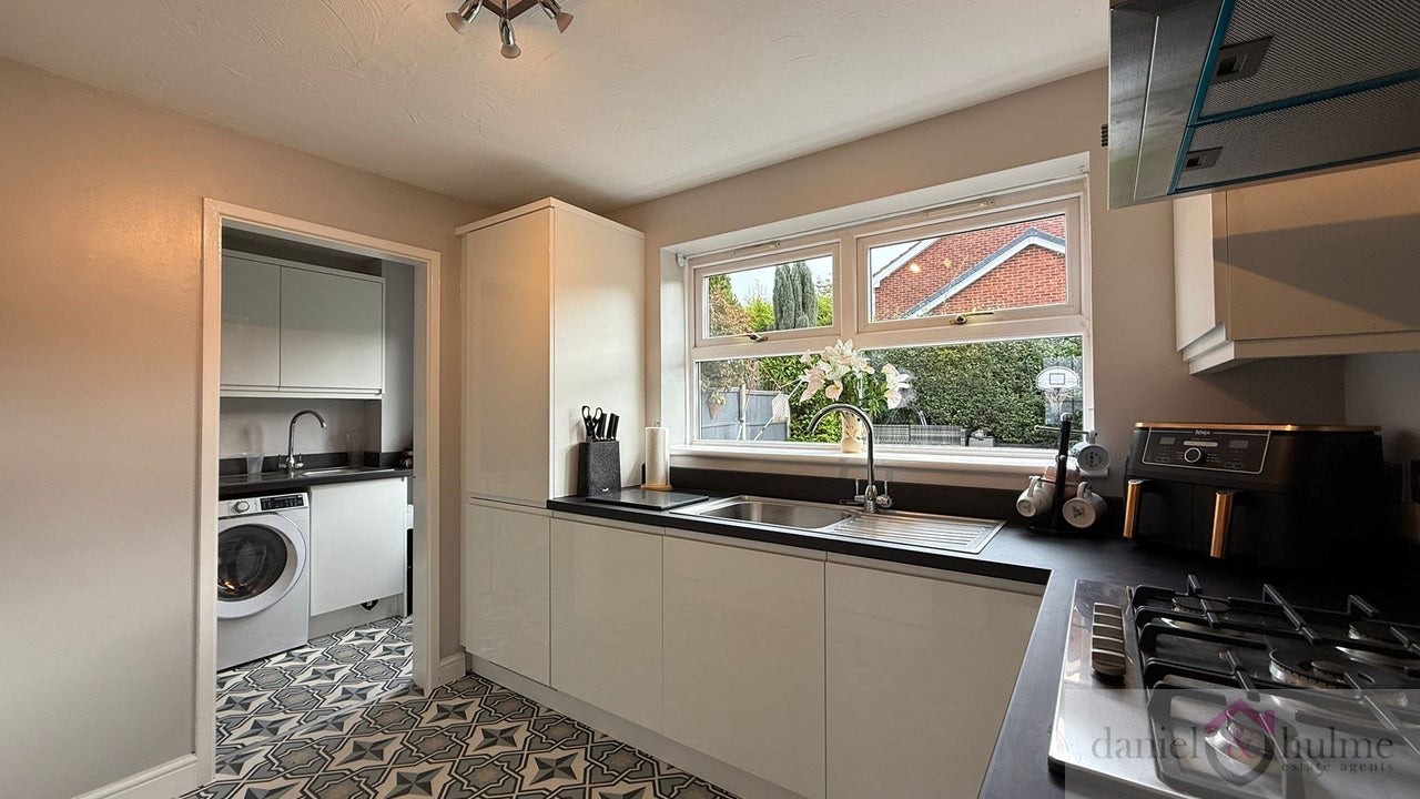 House Picasso Rise in Stoke-on-Trent