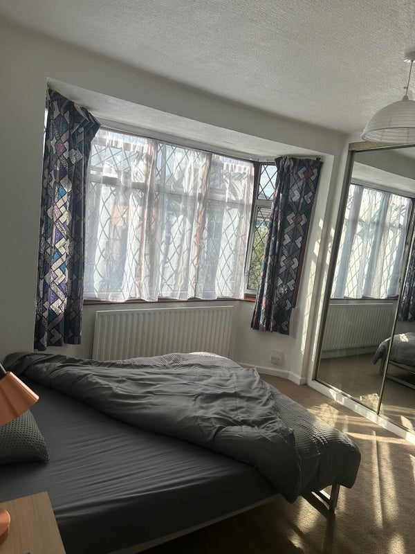 Room Holmfield Avenue in Charnwood