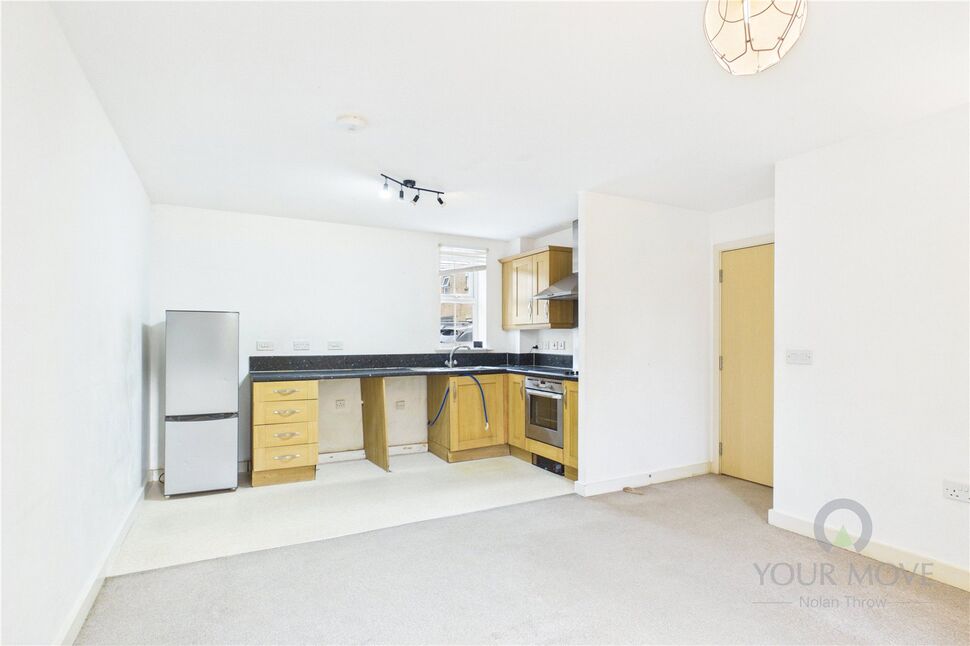 Flat Alchester Court in Towcester
