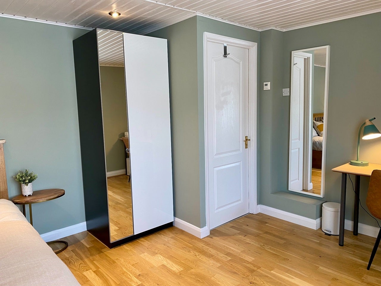 Room Selby Gardens in Greater London