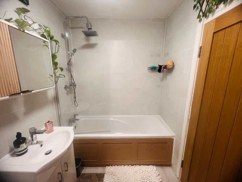 Room Sumner Street in Greater London