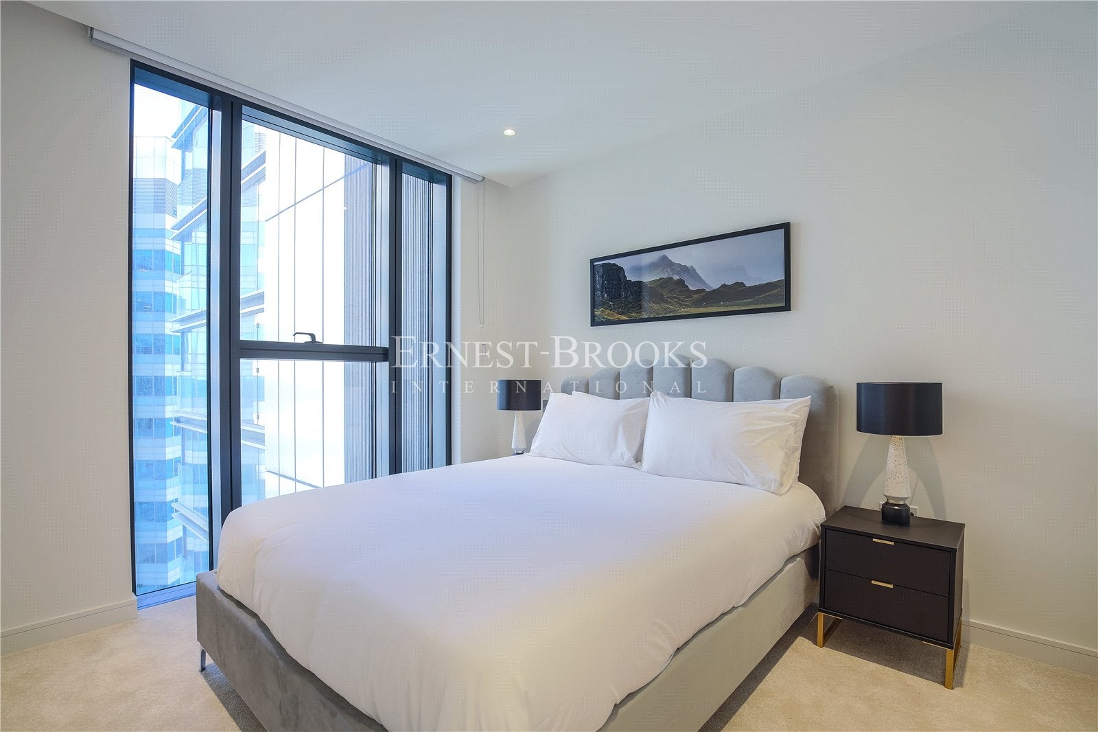 Flat Burdett Road in Greater London