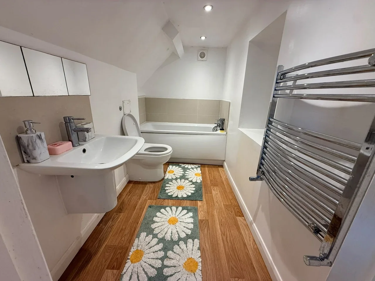 Room Station Road in Amersham
