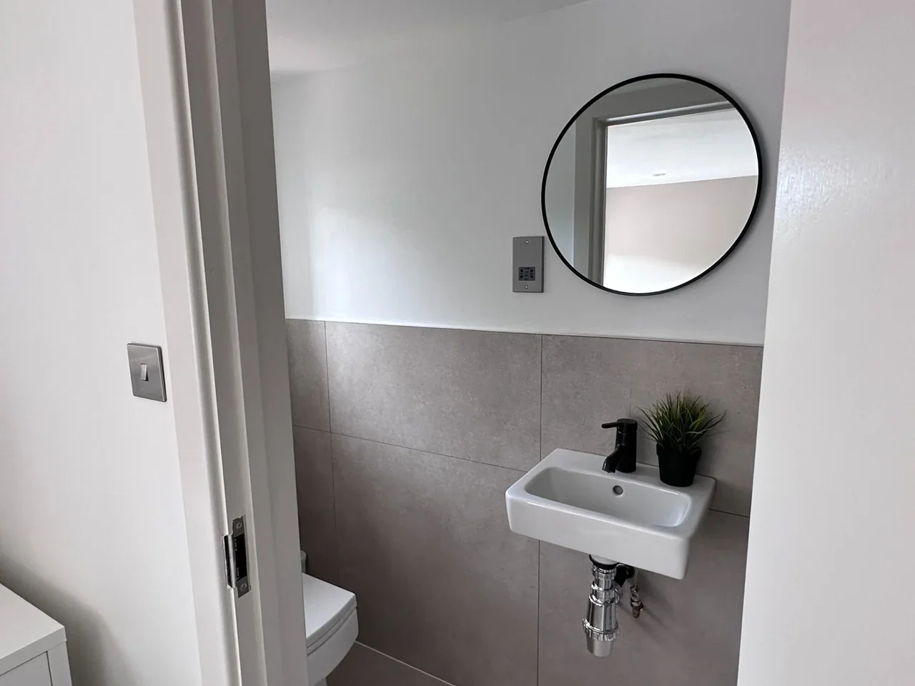 Flat Ernest Street in Greater London