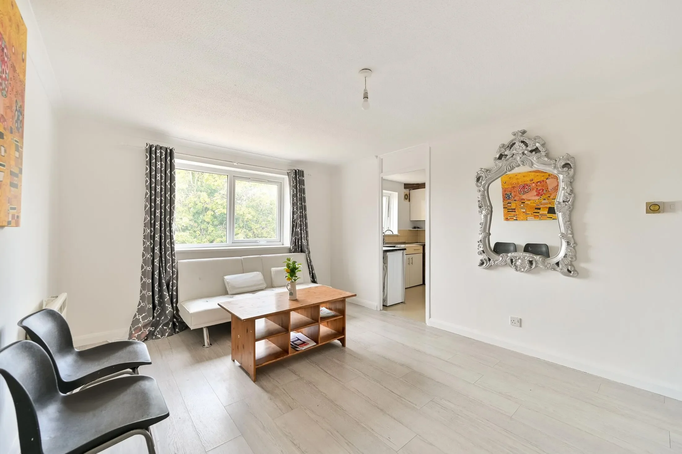 Flat Old Park Mews in Greater London